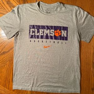 Men’s Medium Clemson Basketball Tee
